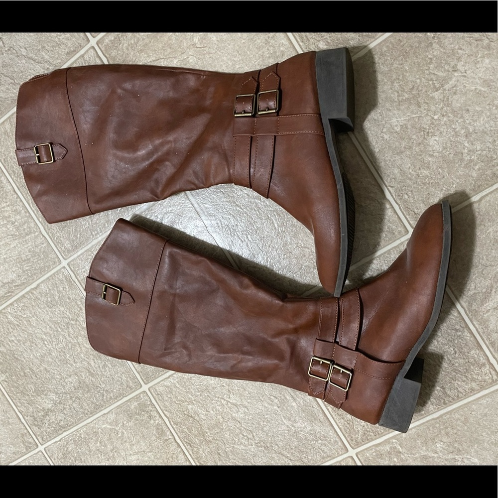 Size 12 women’s riding boots